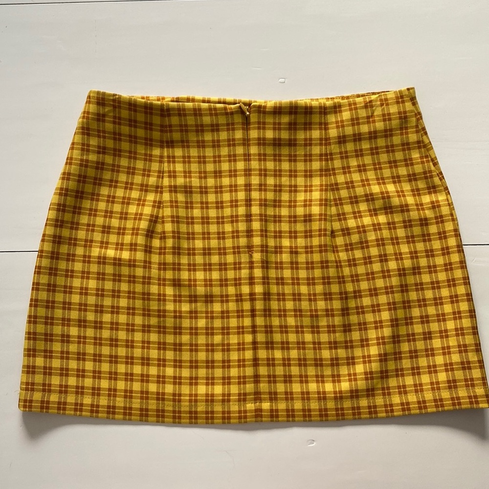 UO Gretchen Plaid Mini Skirt - Picture 8 of 13